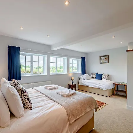 Holiday home 8 Bed In Ripon 72263