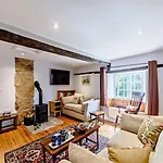 8 Bed In Ripon Oc-72263 Holiday home
