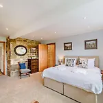 8 Bed In Ripon Oc-72263 Holiday home Grantley