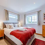 8 Bed In Ripon Oc-72263 Grantley